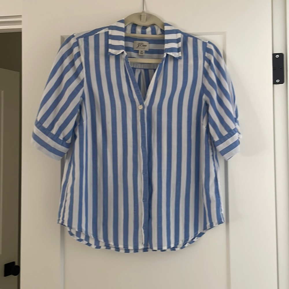 Light weight blue and white stripes button down top